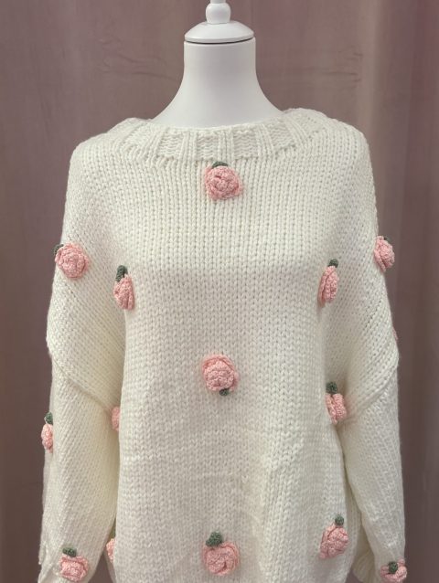 Handmade Crochet mit Rosen weiß